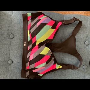 VS sport sports bra